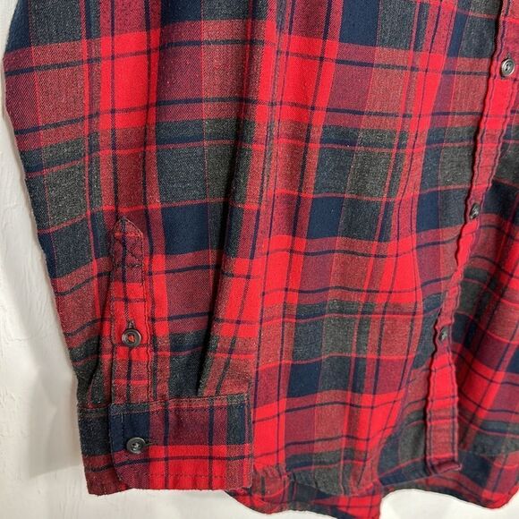 American Eagle Outfitters Boyfriend Fit Red Plaid Button Down Shirt Size S - Picture 3 of 10
